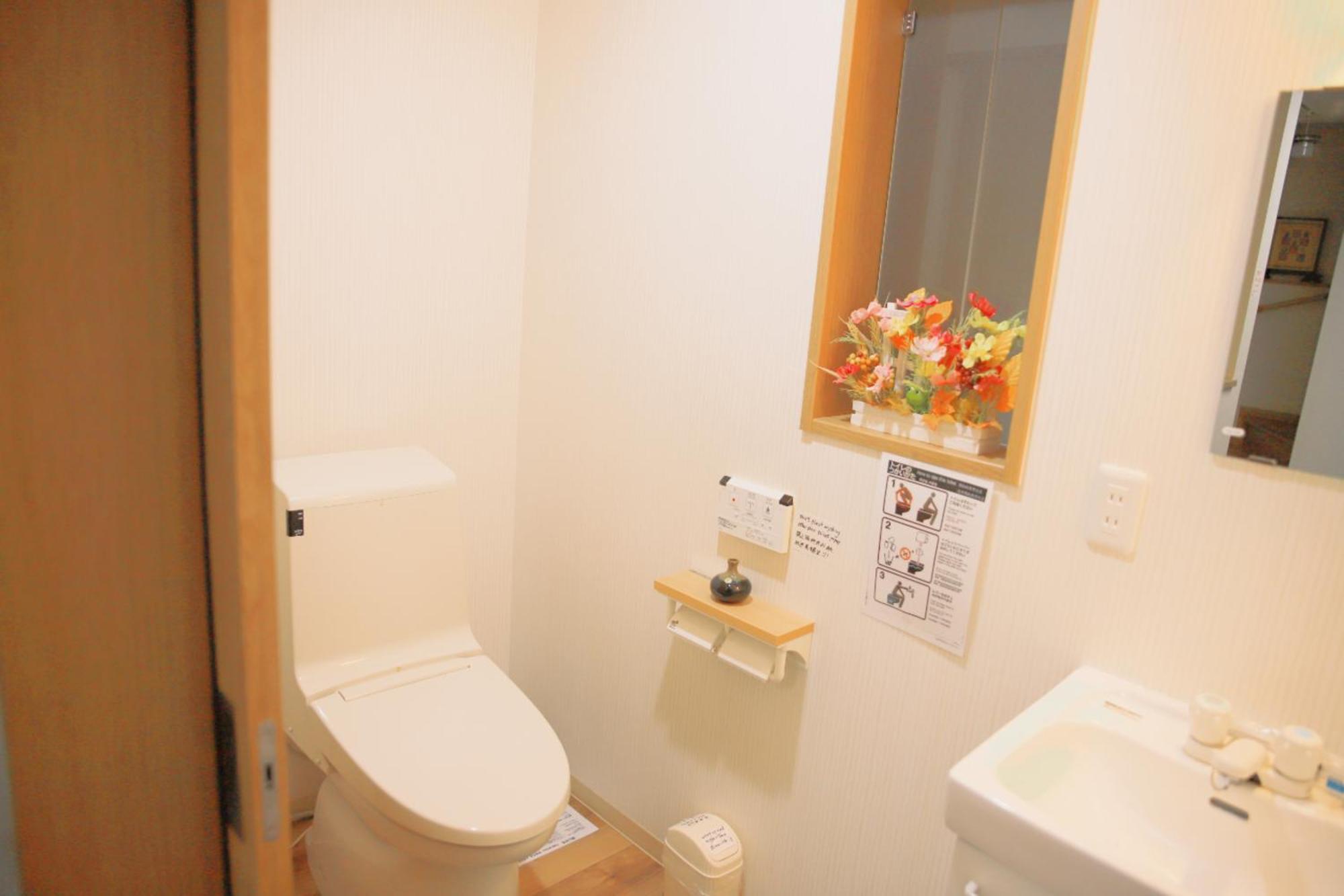 Guesthouse Atelier Ten 民泊アトリエ天 Osaka Exterior photo